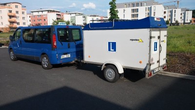 Autoškola Hradec Králové Efekt Bartoš - Renault Trafic